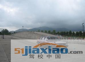 职院驾校练习场地