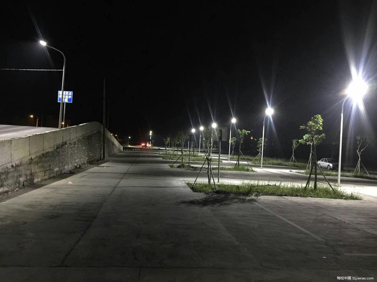福清裕金驾校夜间练习场地2